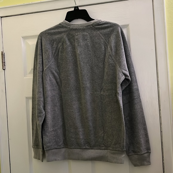 MEN’s Hollister Sweater Velvet Fleece Like material size SMALL - Picture 4 of 4
